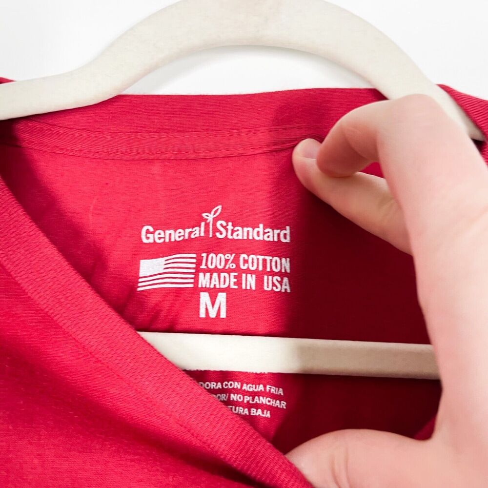 General Standard Land Of The Free T-Shirt Mens Red Pullover Cotton Sz Medium NEW - Picture 7 of 8